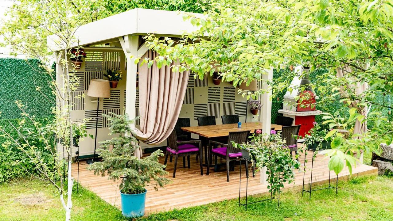 Villa Atlas Muhafazakar Havuzlu, Mustakil Genis Bahceli Sapanca Exterior photo